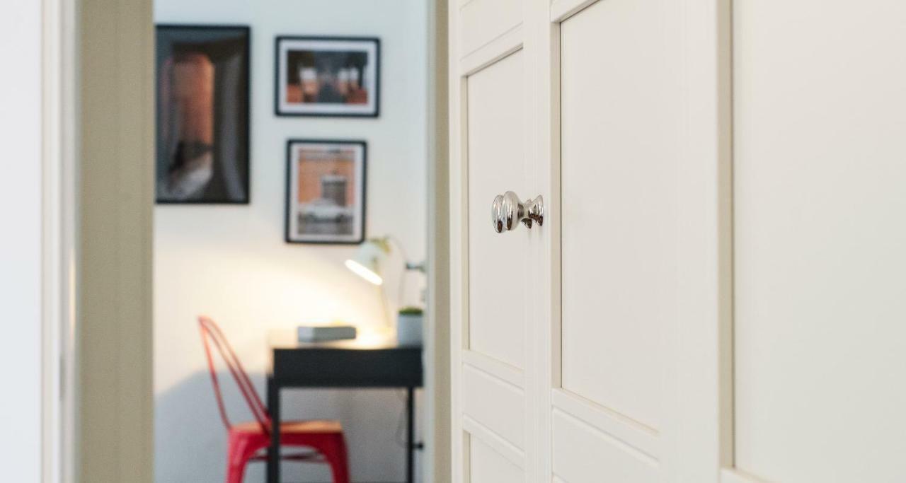 Joivy Splendid 3Br Apt With Parking And Terrace In Como Lake Como Екстериор снимка