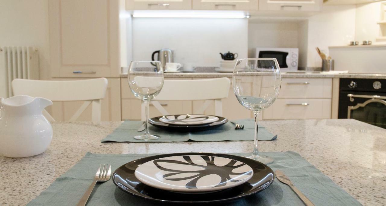 Joivy Splendid 3Br Apt With Parking And Terrace In Como Lake Como Екстериор снимка