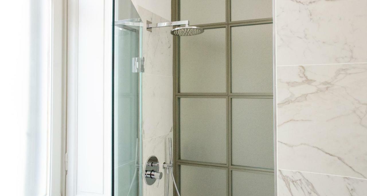 Joivy Splendid 3Br Apt With Parking And Terrace In Como Lake Como Екстериор снимка